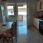 Mit Privater Terrasse By Interhome * Banjole