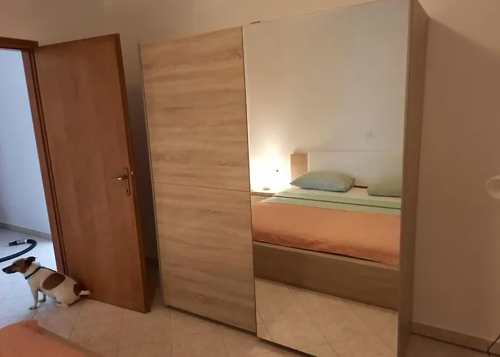 Mit Privater Terrasse By Interhome * バニョレ