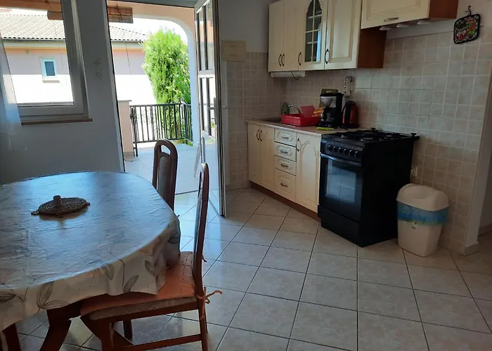 Mit Privater Terrasse By Interhome *